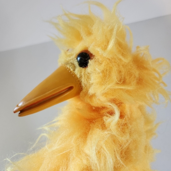 Vintage 70s 80s YELLOW BIG BIRD Stuffed Plush Animal Toy Pet Ganz Bros Rubber - Picture 2 of 8